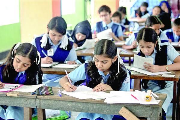 লটারি বাতিল, স্কুলে ভর্তি করা হবে পরিক্ষার ভিত্তিতে