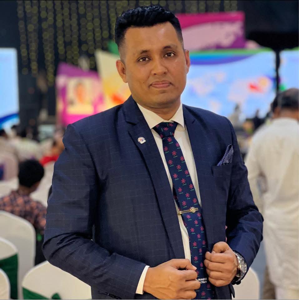 ফেনীতে প্রাথমিক শিক্ষকদের পদায়ন-বদলি কমিটিতে আরিফুল হাসান রবিন