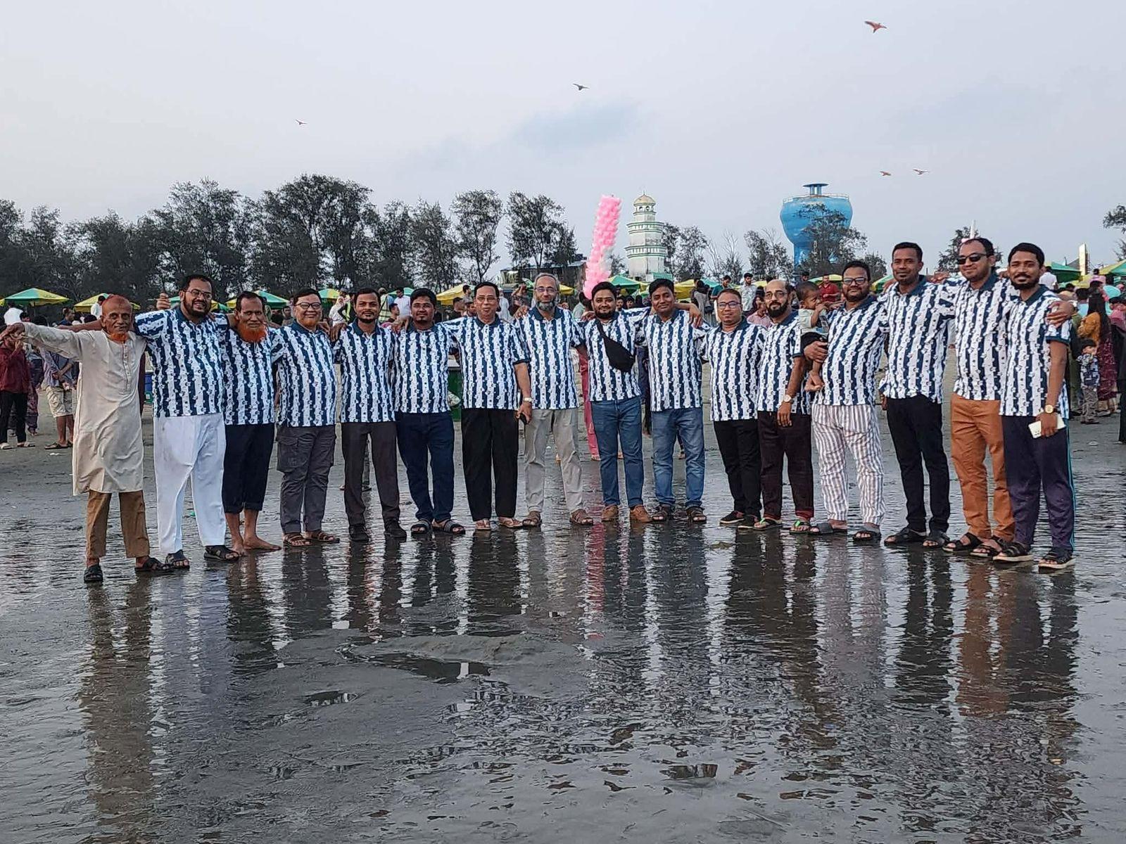 কক্সবাজার সমুদ্র সৈকতে ফেনী রিপোর্টার্স ইউনিটির আনন্দ ভ্রমণ অনুষ্ঠিত